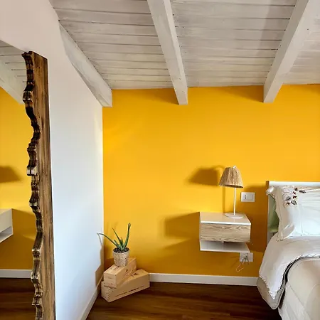 Casa Eliana Sole Apartment *